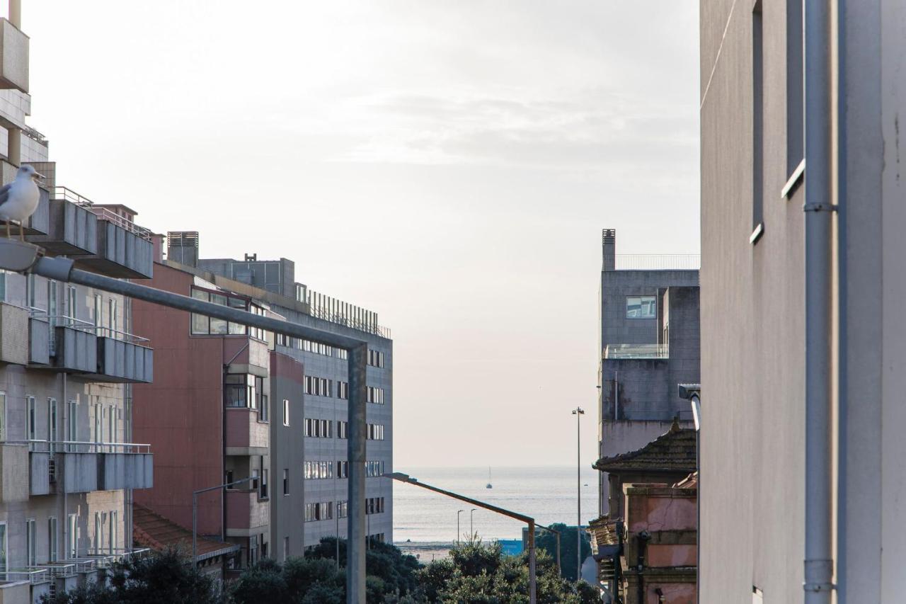Seaside 1Br Flat W/ Ac In Matosinhos By Lovelystay Luaran gambar